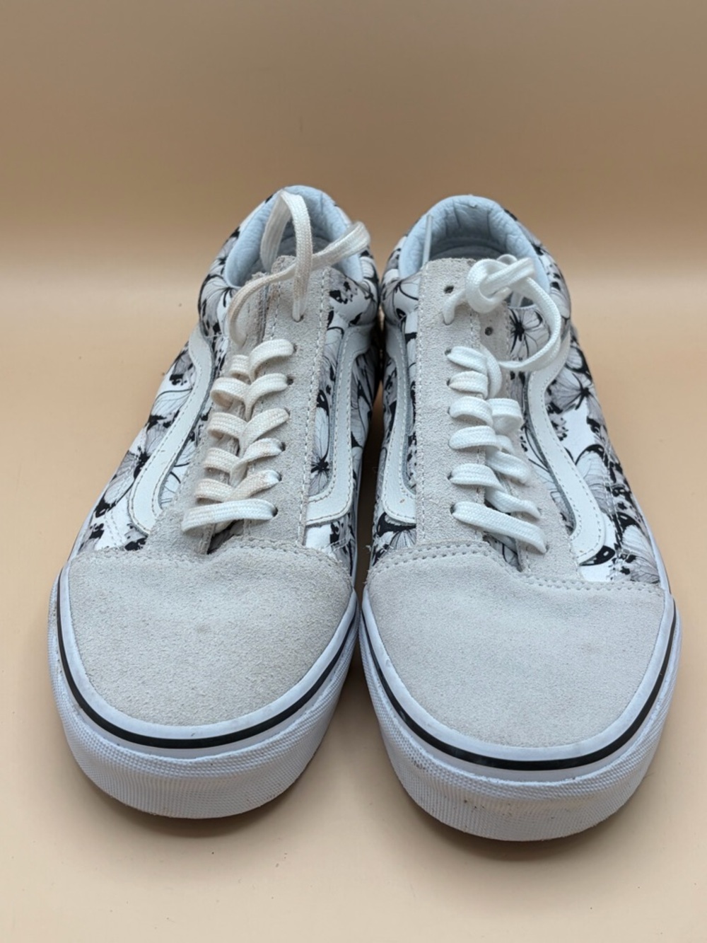 Vans Old Skool Butterfly Panel Sneakers - White/Black Women’s Size 8.5, Men’s 7 - Picture 2 of 8